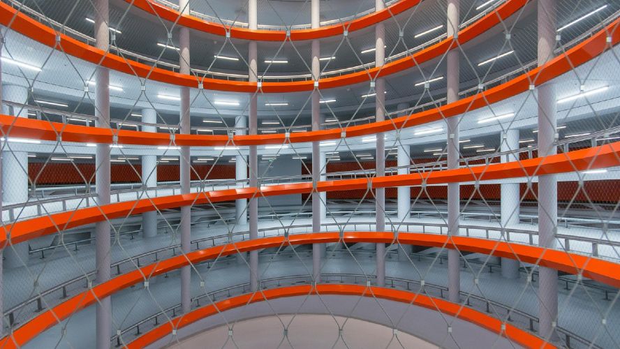 Curving internal building wall